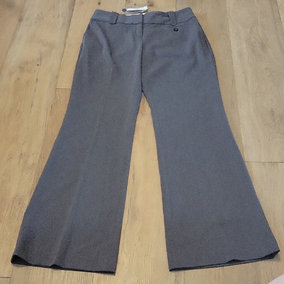 NWT Ann Taylor Loft Julie Gray Pants Size 0 New - Picture 1 of 5